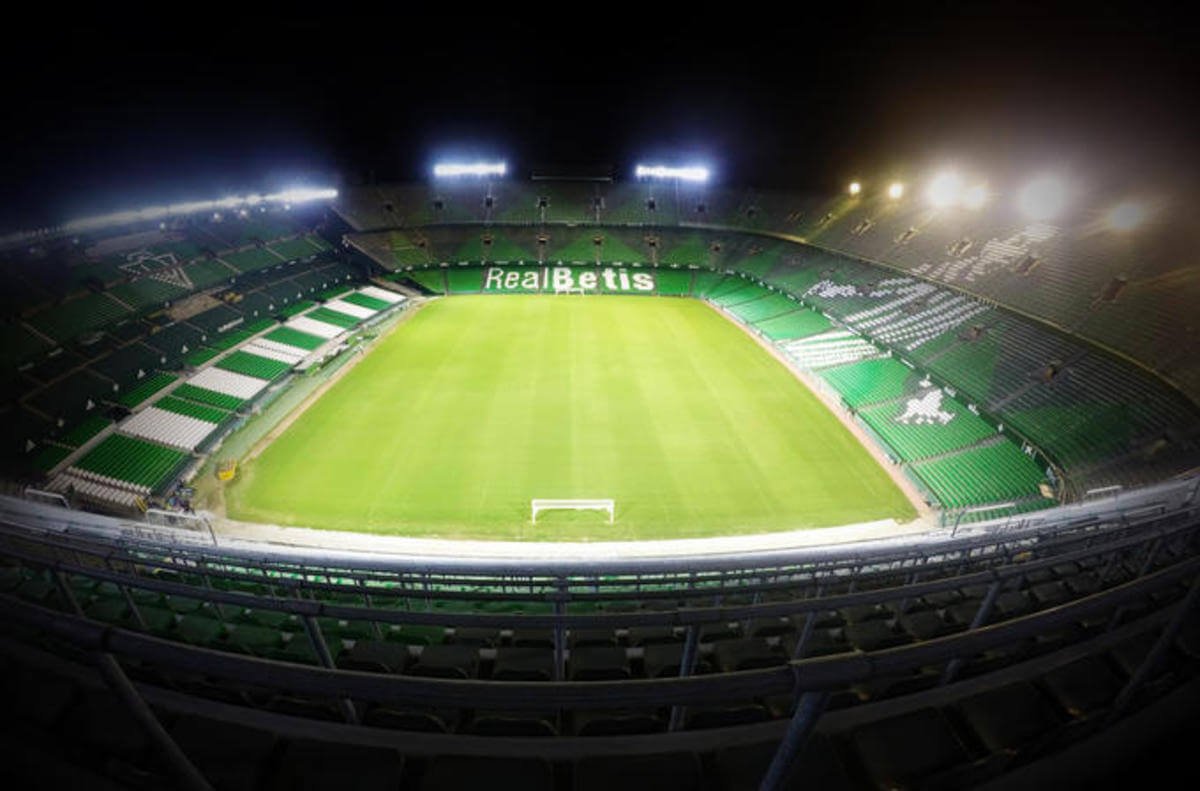 Estadio Benito Villamarín vacío en horario fuera de partido