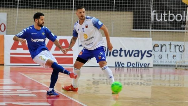 Burrito en el partido contra el Futbol Emotion Zaragoza