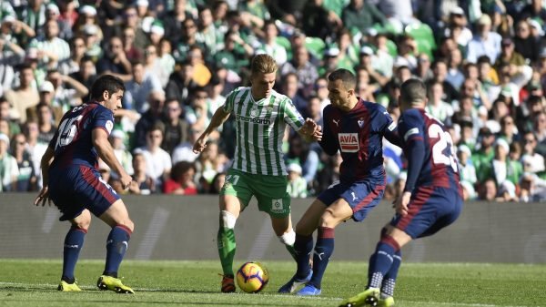 Gio Lo Celso ante el Eibar en el Villamarín