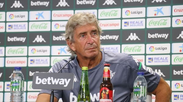 Manuel Pellegrini en rueda de prensa