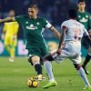 Joaquín encarando a un rival en un encuentro contral el Celta de Vigo (Vía: Salvador Sas - EFE)