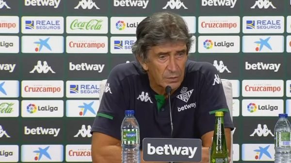 Pellegrini en rueda de prensa