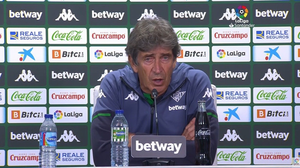 Pellegrini en rueda de prensa