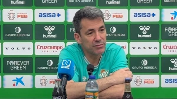 Gonzalo García de Vitoria, entrenador del Real Betis Baloncesto, en la rueda de prensa previa a la Final Four por el ascenso a la ACB en la temporada 2024-25.